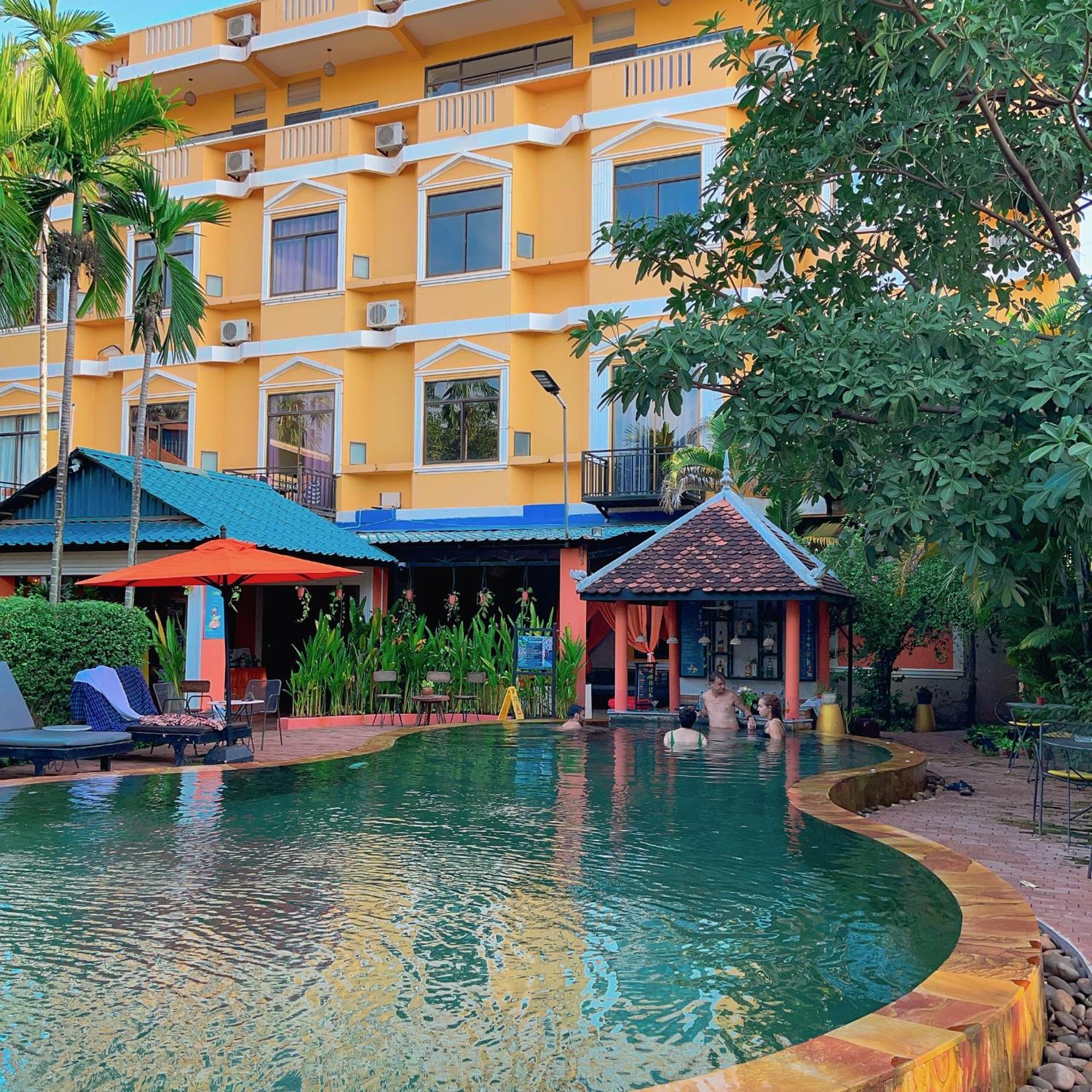 Central Privilege Hotel Ciudad de Siem Riep Exterior foto